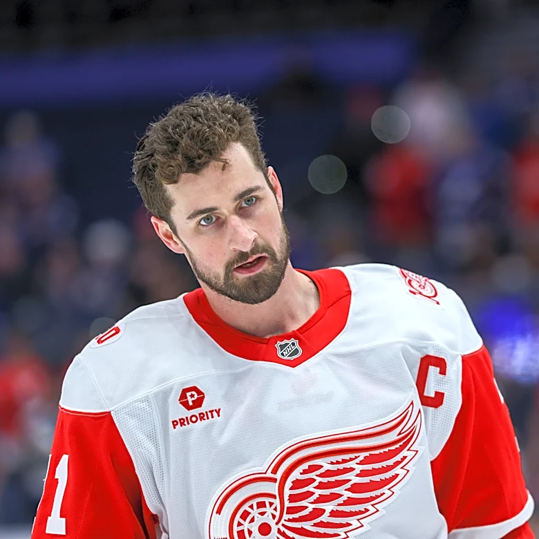 Why Dylan Larkin had captaincy stripped by Red Wings before training camp
