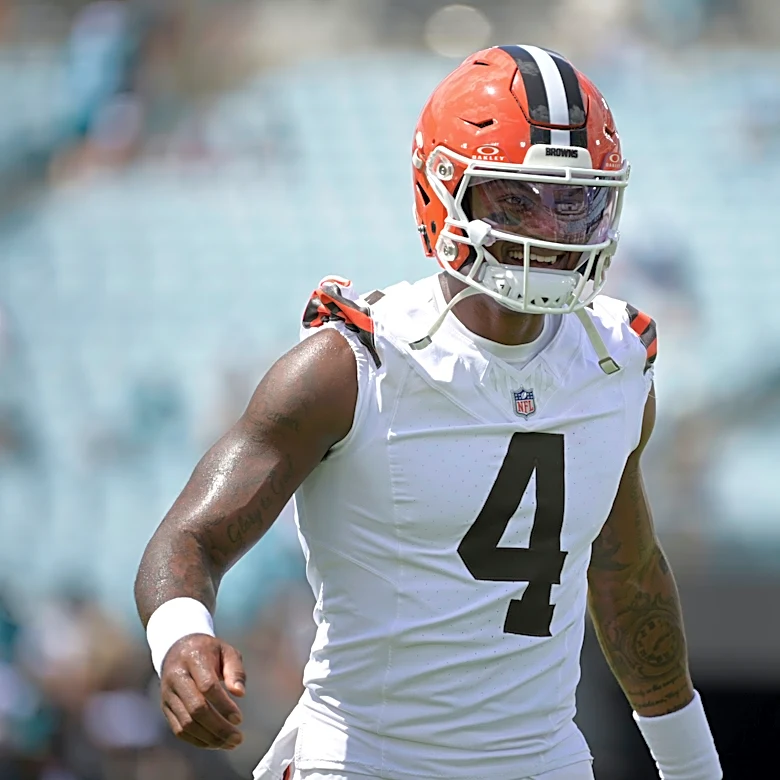 It took 3 passes for Deshaun Watson to embarrass himself vs. Jaguars