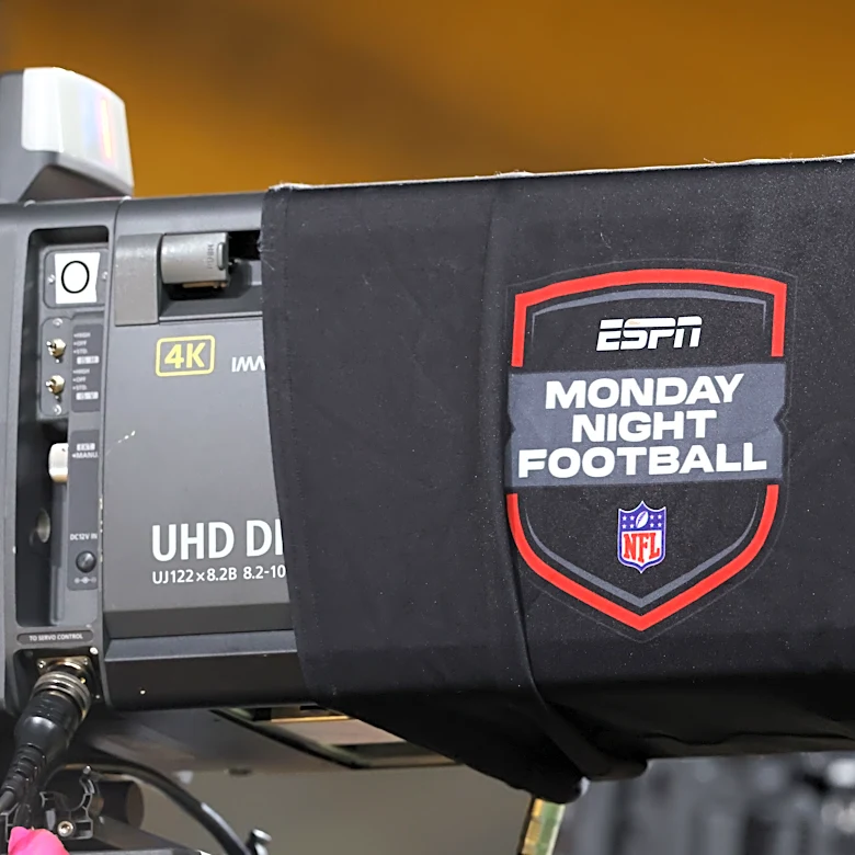 Is Monday Night Football on tonight for Week 1 in 2026?