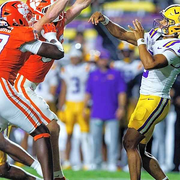 Who is LSU's backup quarterback? Meet Husan Longstreet