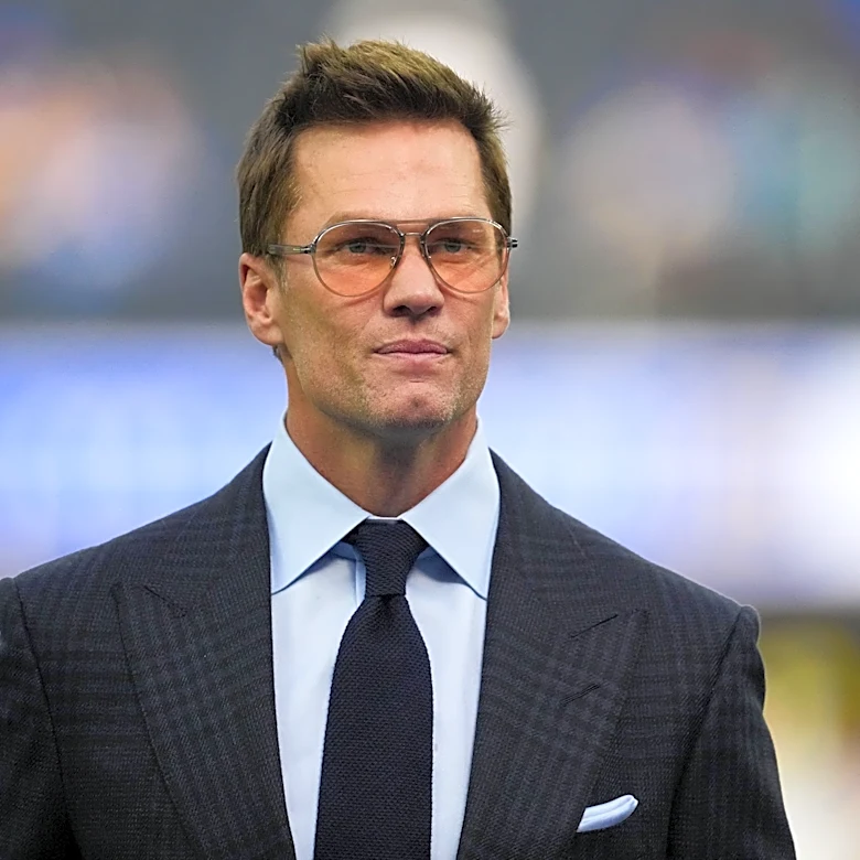 Tom Brady apologizes for salty language on Fox NFL broadcasts