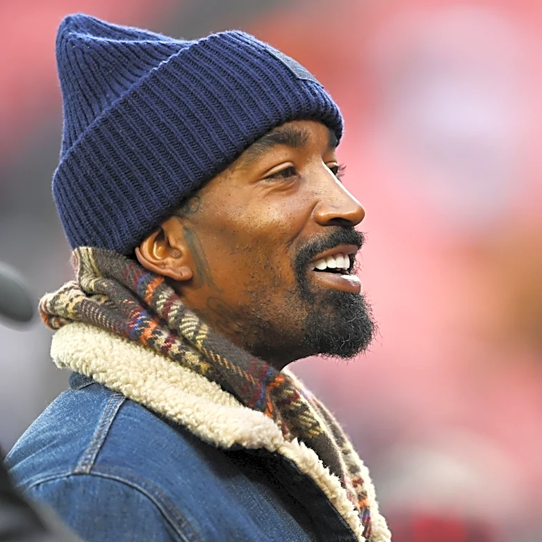 J.R. Smith said the NBA tried to separate him from his dad after he was drafted