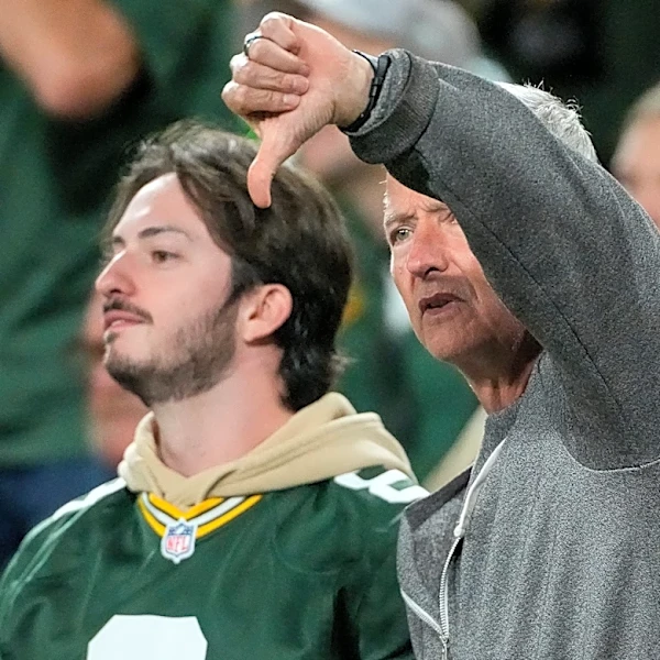 Packers tight end displeased with fans booing in blowout: 'Pretty disappointing'