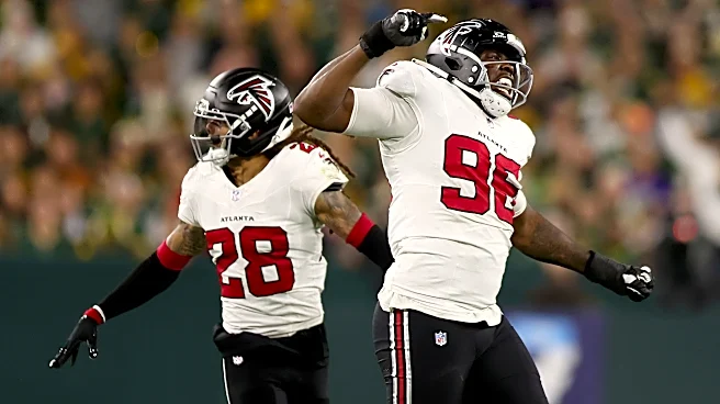 Falcons add insult to injury by blocking Packers kick despite brutal error