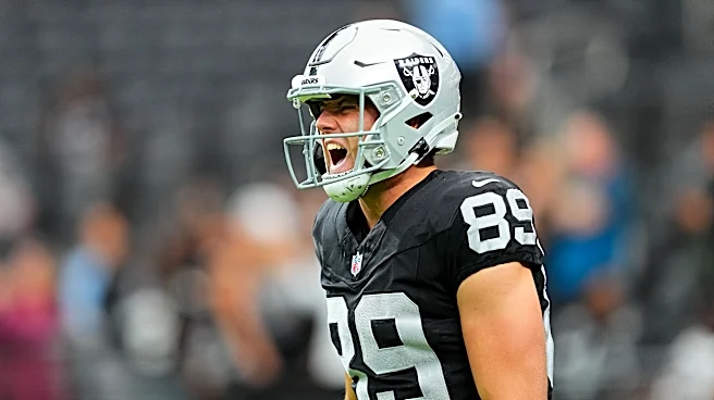 Klint Kubiak gives blunt 2-word response to Brock Bowers' Week 3 questionable tag