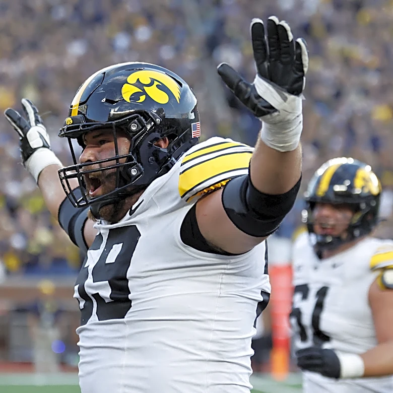 Pylon cam caught 1 perfect angle of Iowa's walk-off touchdown against Michigan
