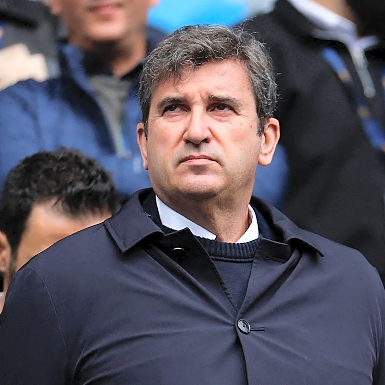 Fans noticed that Manchester City CEO impossibly didn't blink once in leaked video to staff