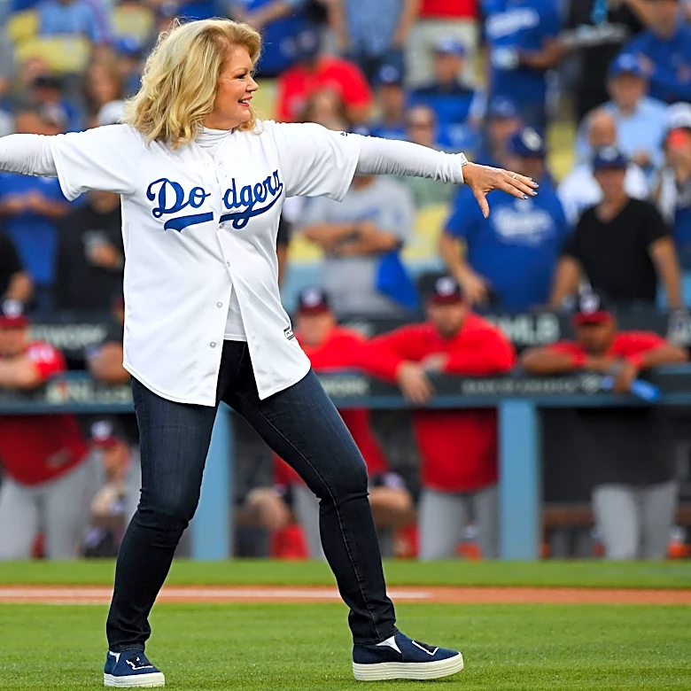 Will Mary Hart show up for Dodgers playoff games in 2026?