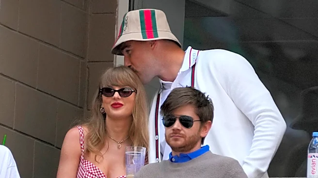 Travis Kelce tickled over Taylor Swift hay decorations: 'Why'd they make my wife cross-eyed?'