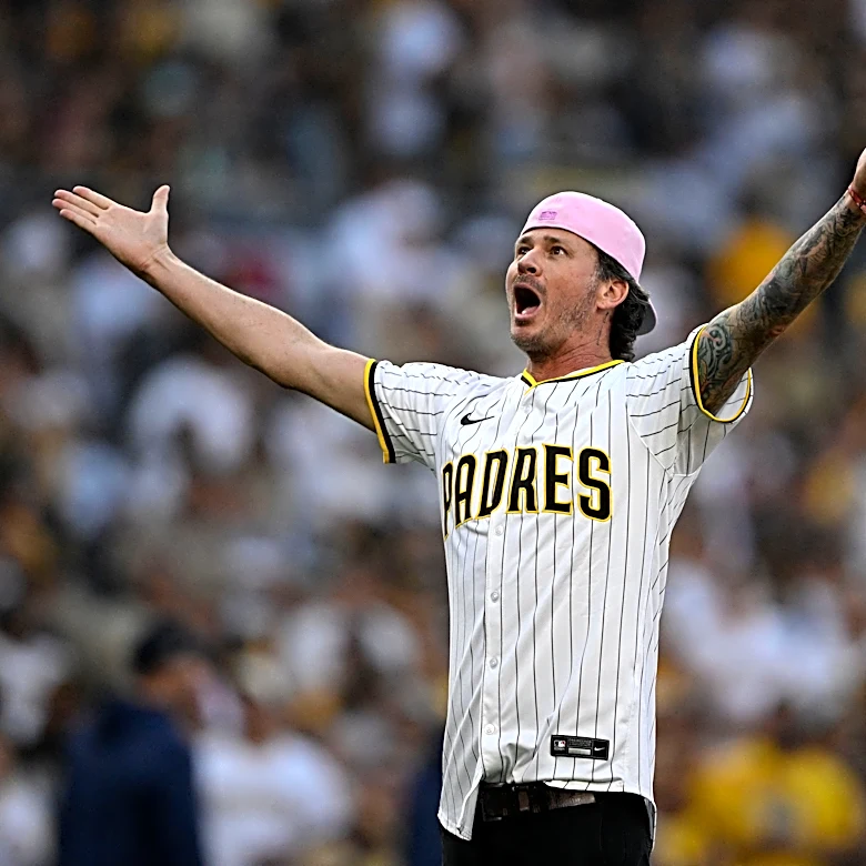 Blink-182 star gets emotional singing his own song with Padres fans