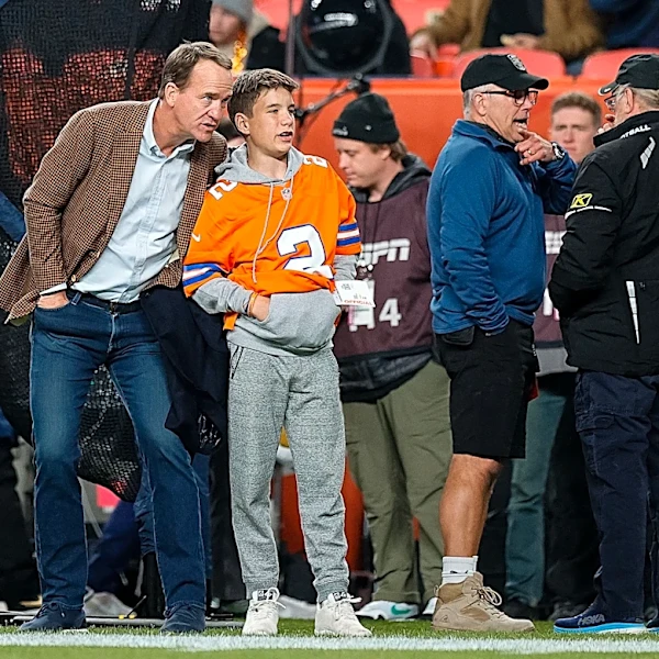 Peyton Manning's son Marshall has 4 big-name football offers, per report