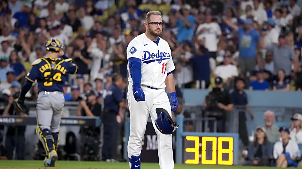 Dodgers' collapse reminds Max Muncy how painful losing is
