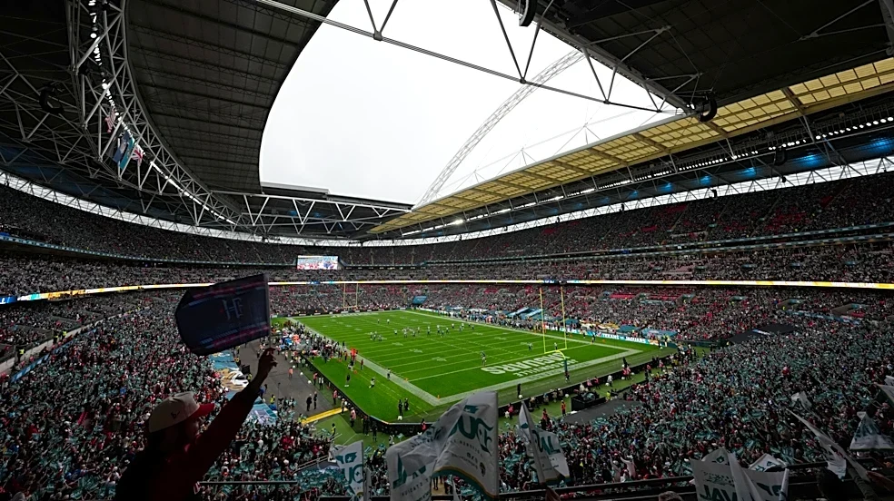 NFL ref carted off Jaguars-Texans game with non-contact injury on London field