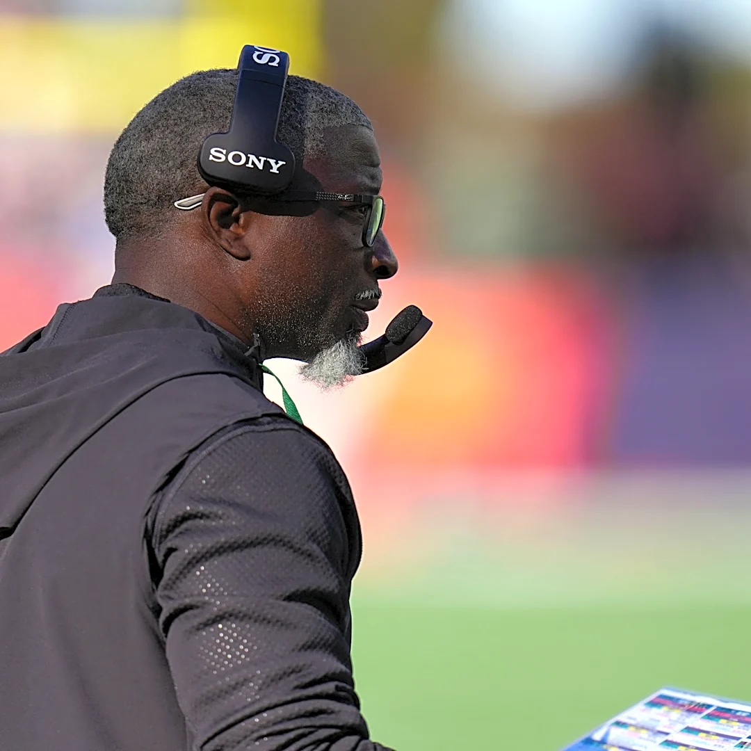 Aaron Glenn incorrectly thought the Jets were receiving the ball to start the second half