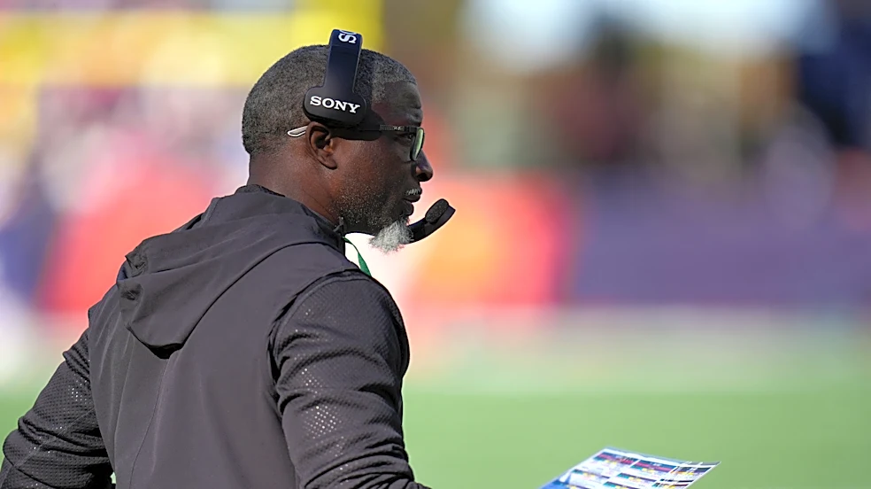 Aaron Glenn incorrectly thought the Jets were receiving the ball to start the second half
