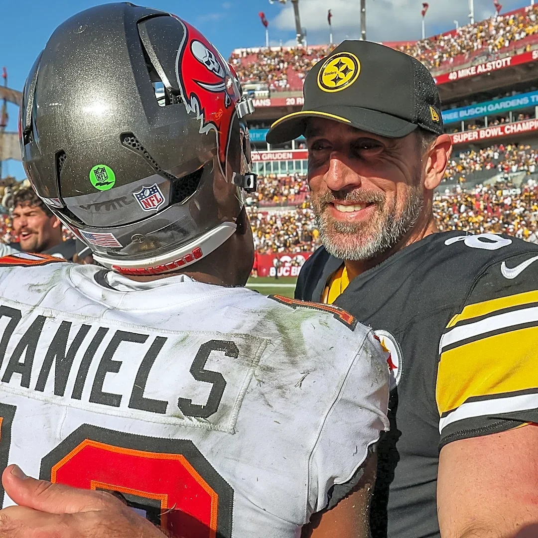 Aaron Rodgers promised to send Jalon Daniels a jersey before rookie QB could finish asking