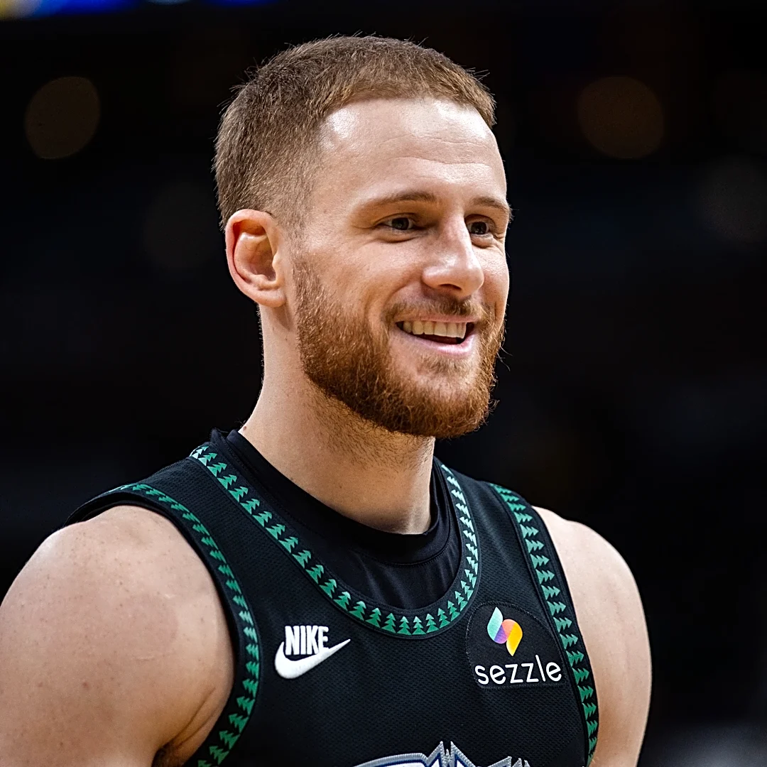 When will Donte DiVincenzo return to the Timberwolves?