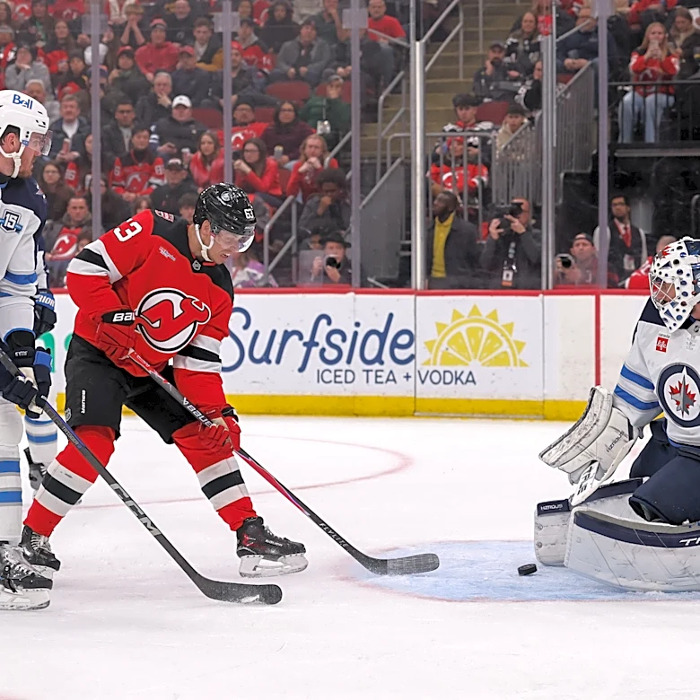 Connor Hellebuyck trade rumors heat up with 1 team in play