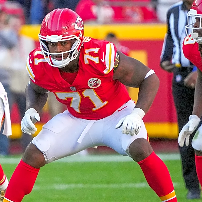Andy Reid and Patrick Mahomes reportedly told OT Josh Simmons to leave team meeting