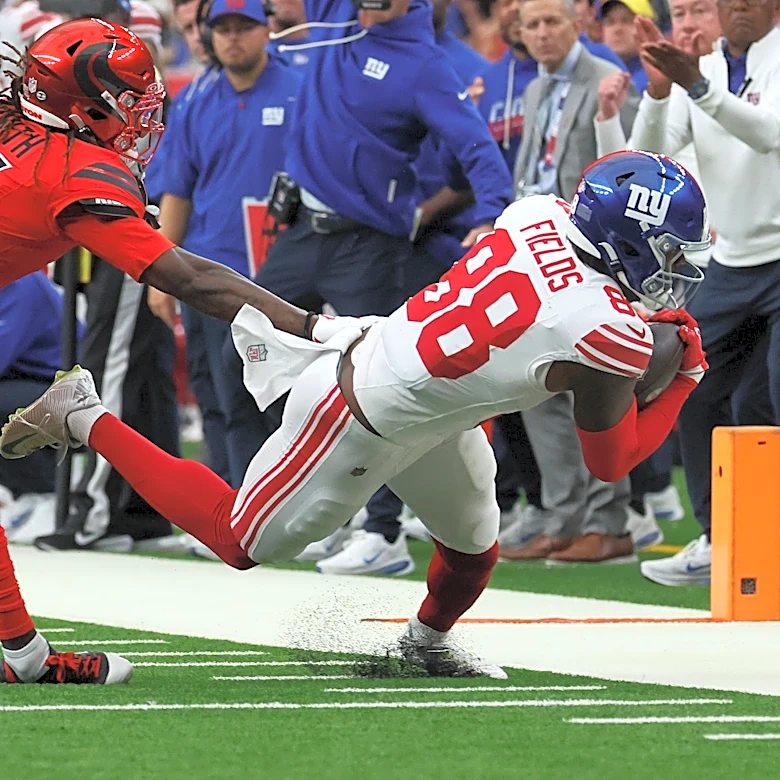 Fantasy football waiver wire Week 8: Is Malachi Fields a season saver?