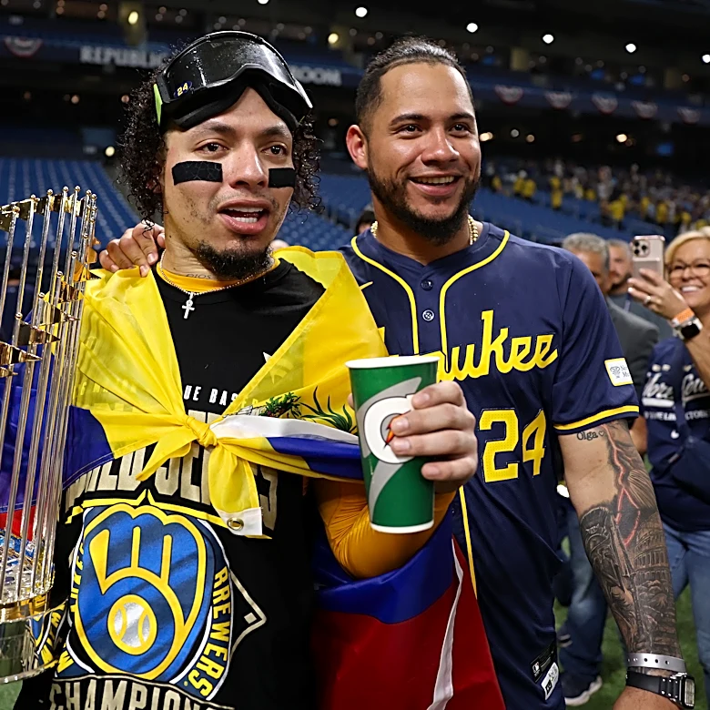William Contreras' brother celebrating Brewers' World Series is everything