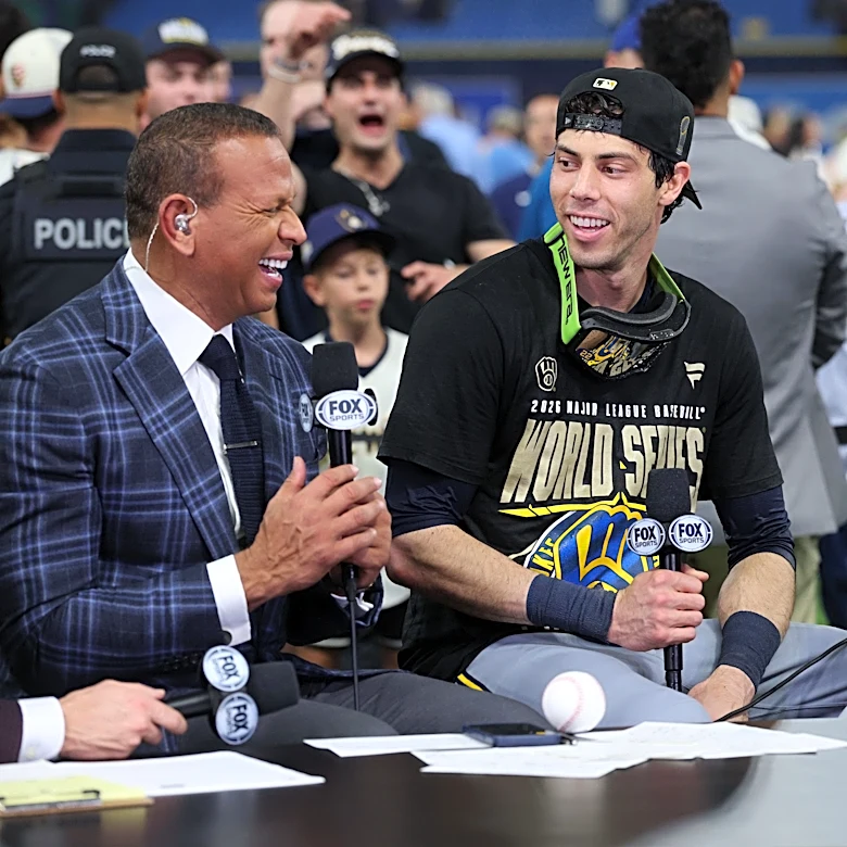 Christian Yelich dedicates World Series to longtime Brewers announcer