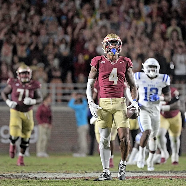 Florida State offers 2028 WR in California