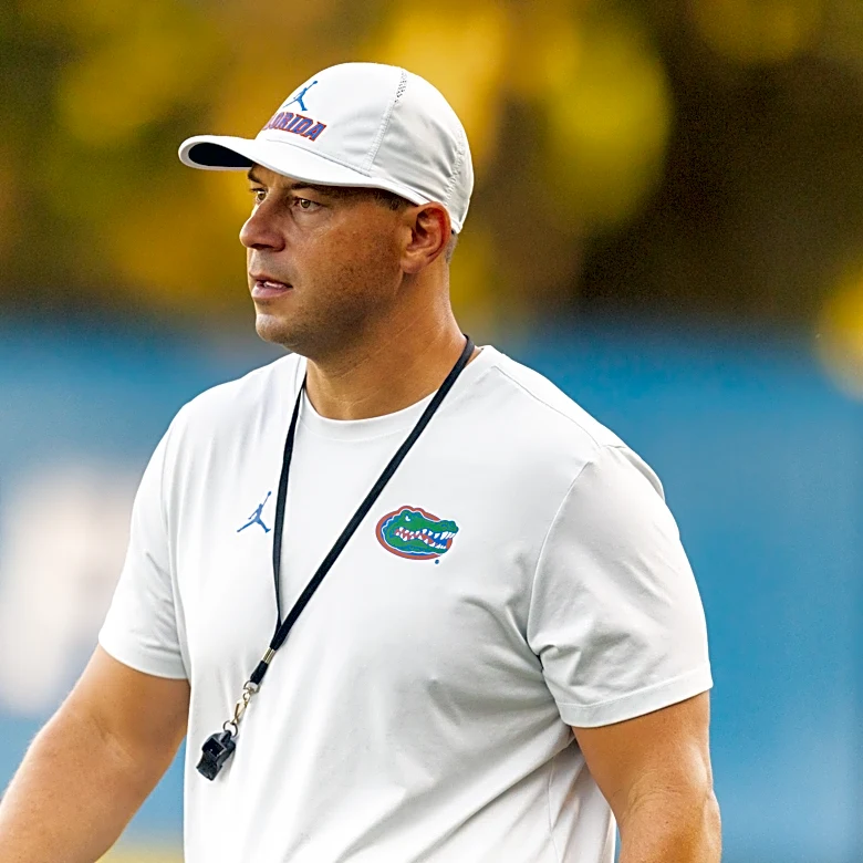 Jon Sumrall breaks down Florida's first scrimmage