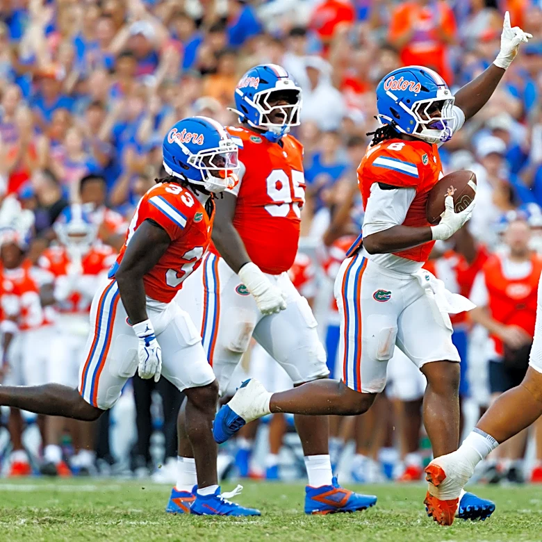 Florida remains outside of AP Poll's top 25 after Week 2 win
