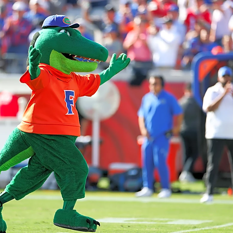 USA TODAY Sports unanimously picks Florida over South Carolina in Week 6