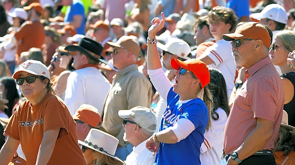 Social media reactions to Florida's massive upset on the road at Texas