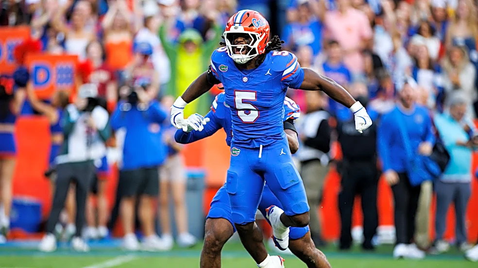 Myles Graham continues to lead Florida's defense in victory over Texas