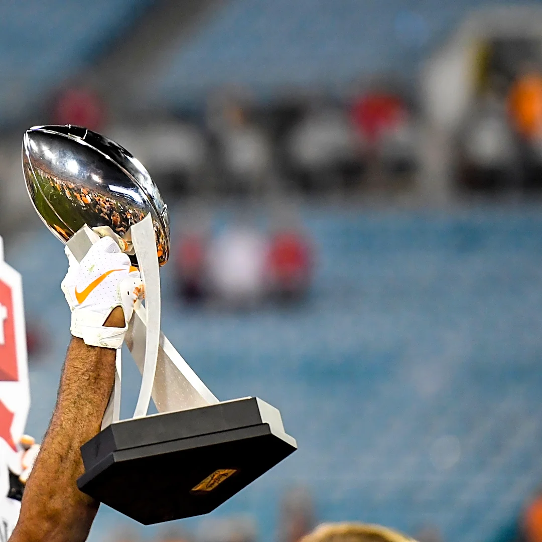ESPN moves Florida up in bowl projections after Texas upset