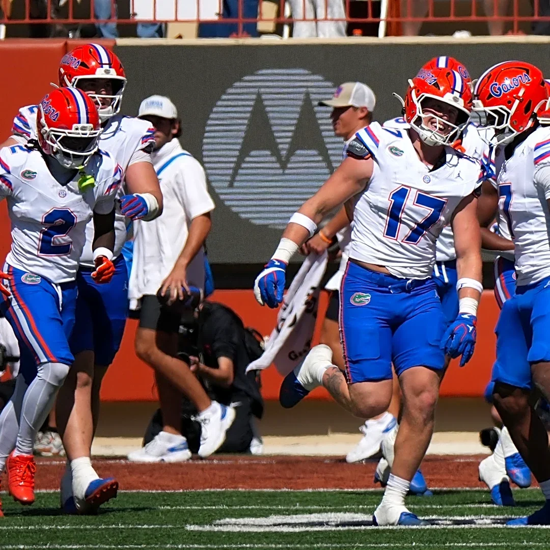 Athlon Sports promotes Florida back into its top 25 after Texas win