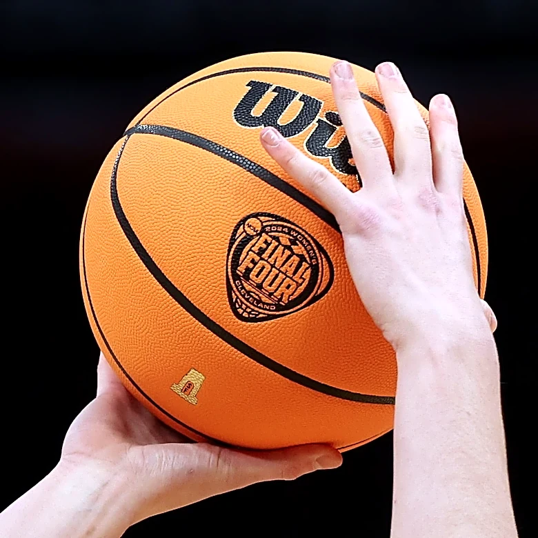 Florida remains top overall seed in ESPN's latest bracketology update