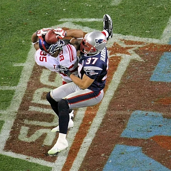 Giants great Plaxico Burress makes shocking reveal about 'The Helmet Catch'