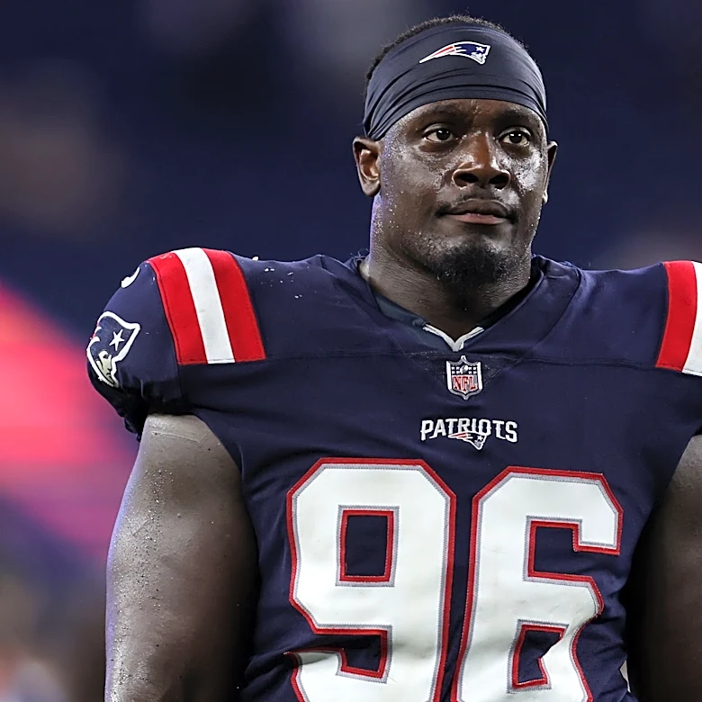 New York Giants release DT Sam Roberts