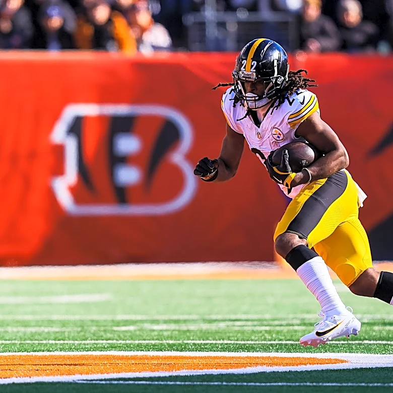 Giants' Najee Harris leads NFL in impressive rushing stat since 2021