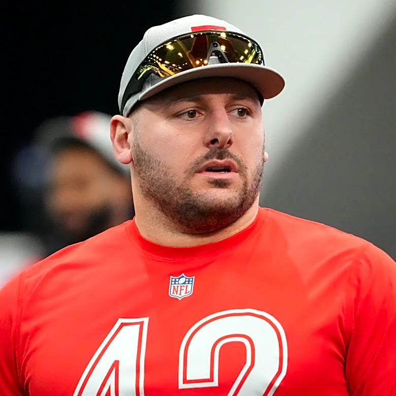 Giants' Patrick Ricard suffered gnarly, bloody injury vs. Titans