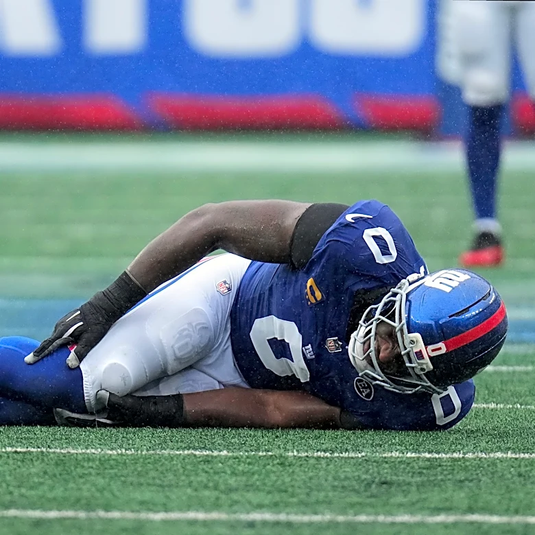 New York Giants have 'some hope' Brian Burns injury isn't season-ending