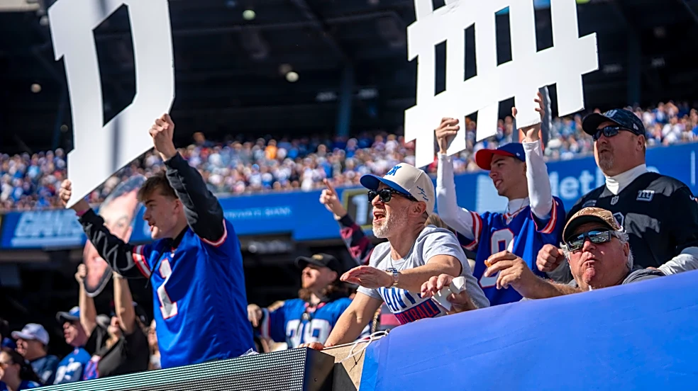 Comeback by J.J. McCarthy, Giants falls short: Here's how fans reacted