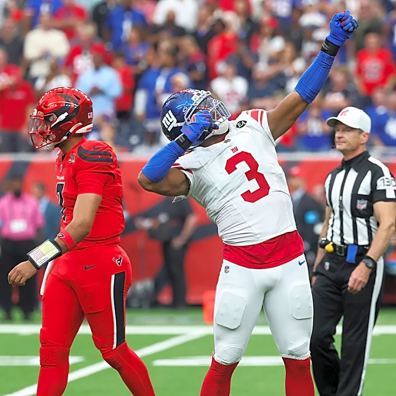 Abdul Carter was New York Giants' highest-graded player in win over Texans