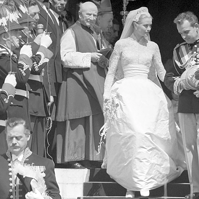 Grace Kelly's Lace Wedding Dress Is Still Inspiring Brides To This Day