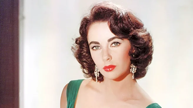 Elizabeth Taylor Was A Fresh-Faced Beauty Without Makeup