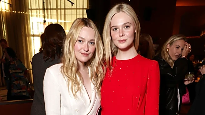 9 Pics Of Dakota And Elle Fanning That Prove Their Sisterly Bond Is Unbreakable