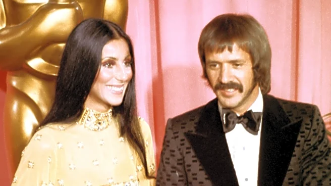 Throwbacks Pics Of '70s Awards Shows That Prove How Much Ritzy Style Has Changed Since