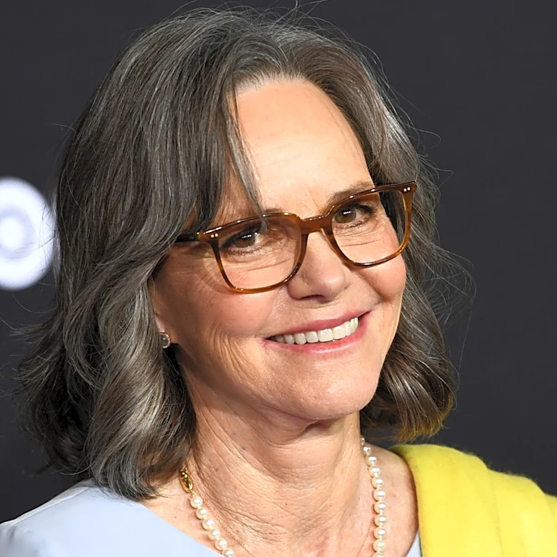 Sally Field Admitted Her First Date With '70s Boyfriend Burt Reynolds Was 'All A Blur'
