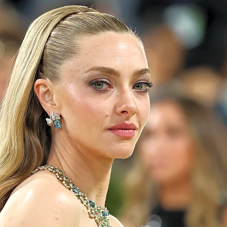 5 Over-40 Celebs Who Struggle With Acne (Stars, They're Just Like Us!)
