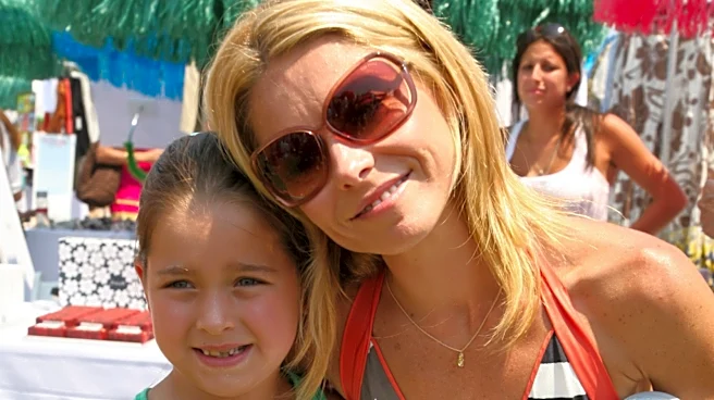 Kelly Ripa's Daughter Lola Consuelos Has Grown Up To Be Gorgeous