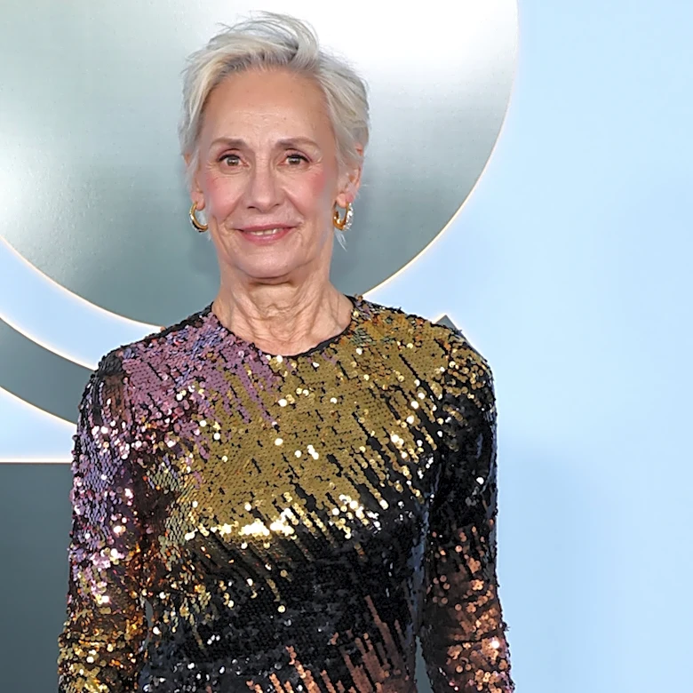 Laurie Metcalf Is On Such Good Terms With Her Ex-Husband She Calls His New Wife 'Sister-In-Law'